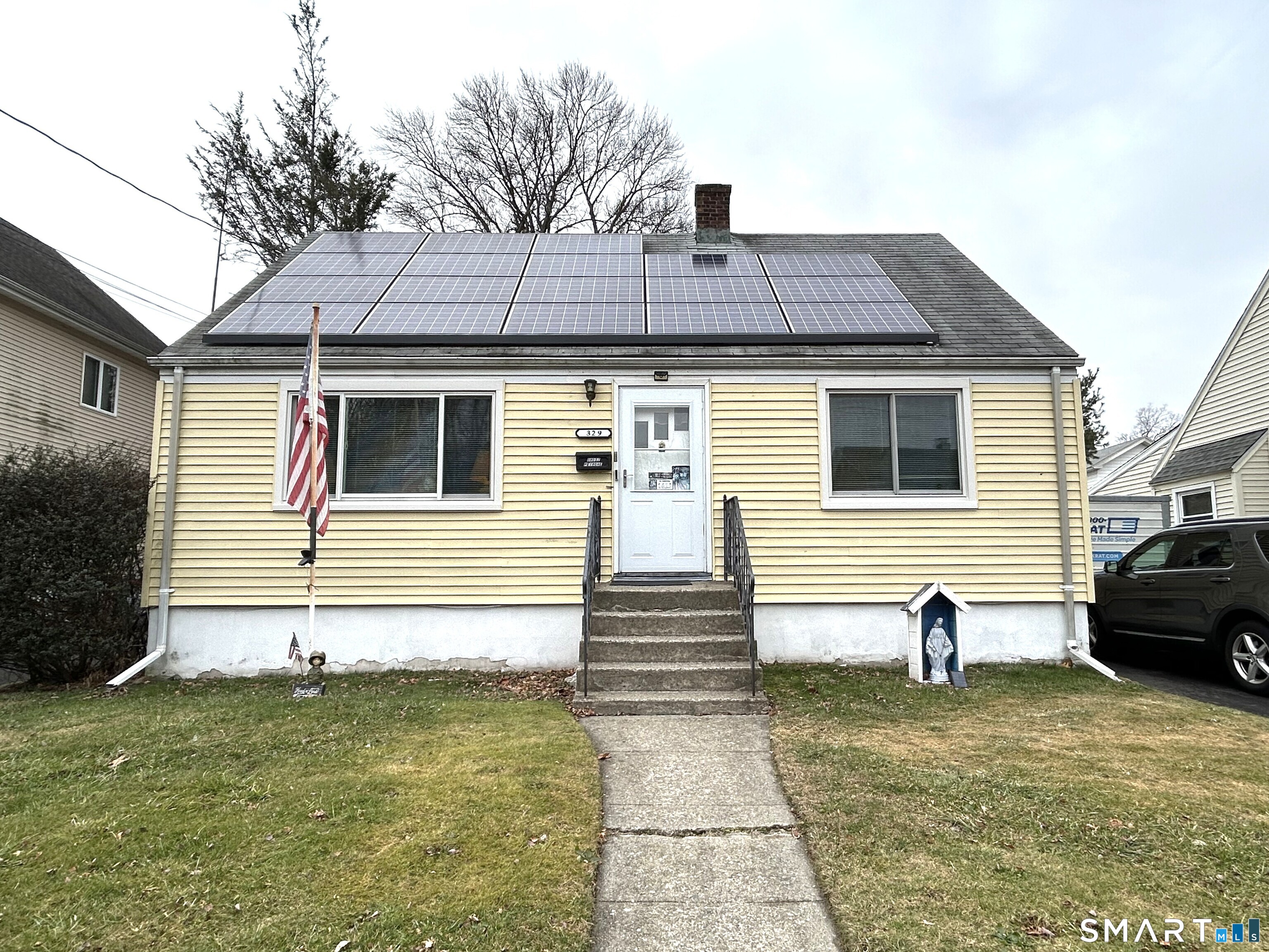 329 Ezra Street Bridgeport CT 06606