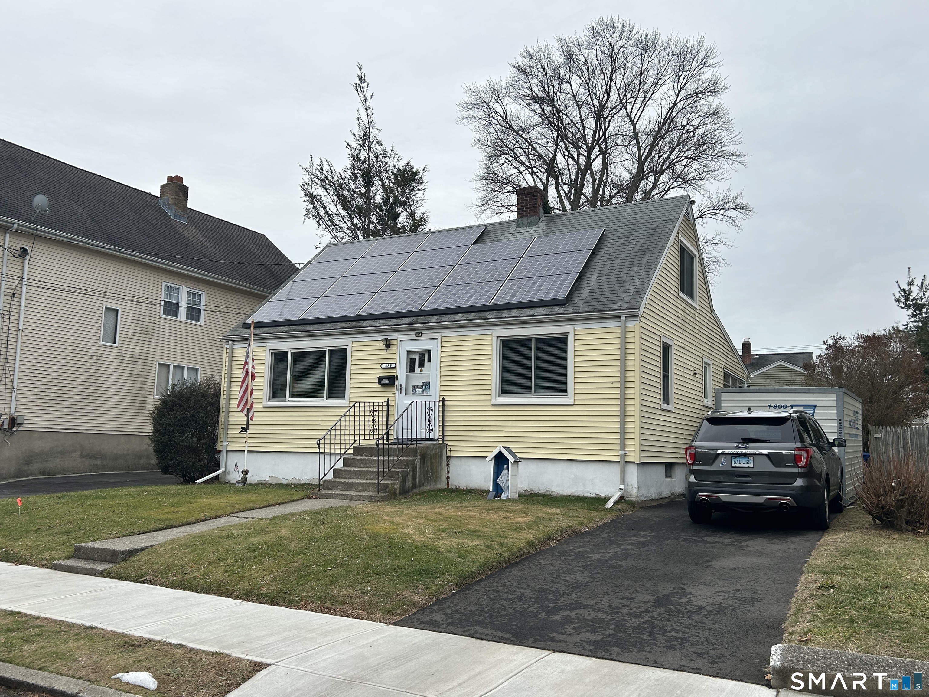 329 Ezra Street Bridgeport CT 06606