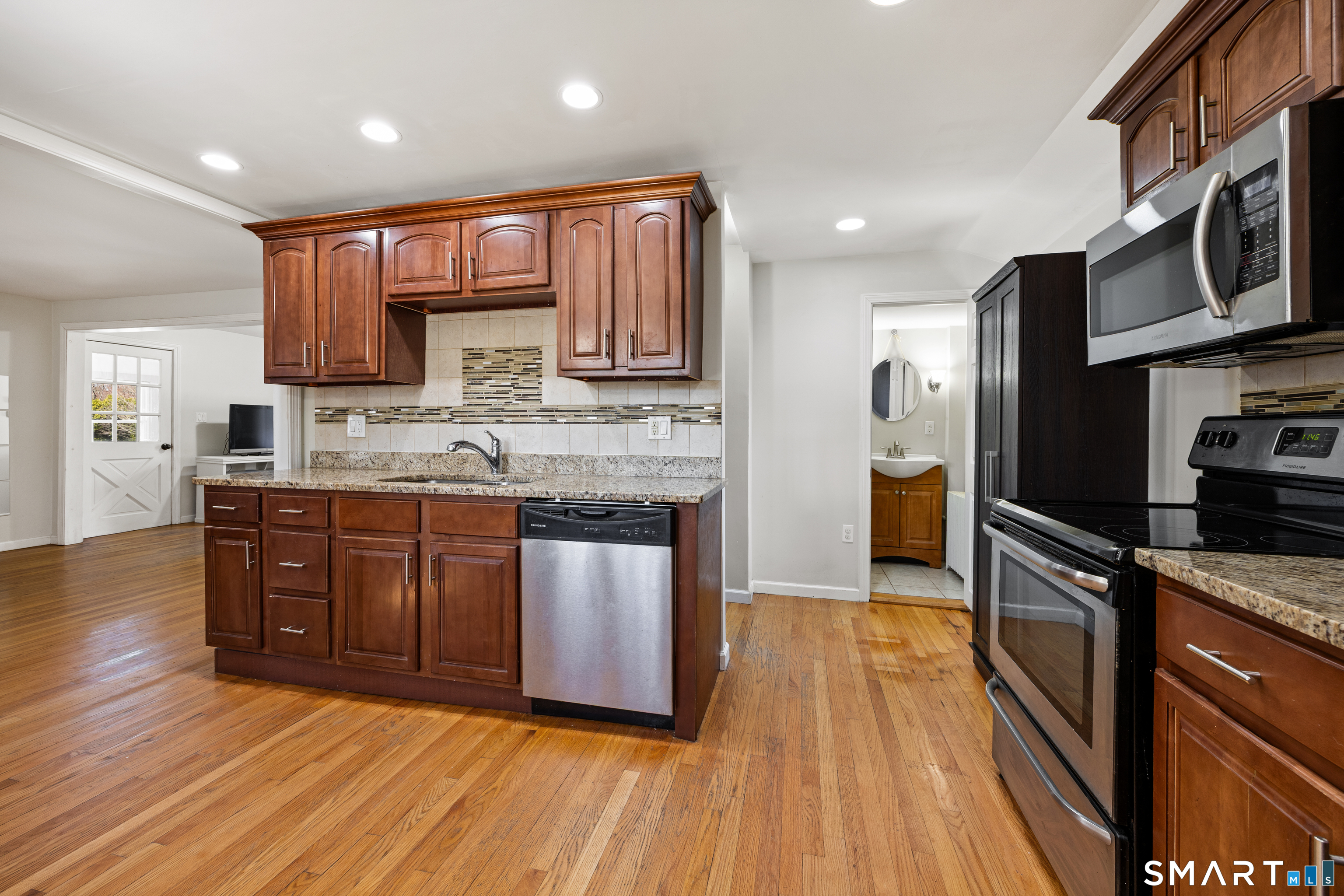 278 Hobart Street Southington CT 06489
