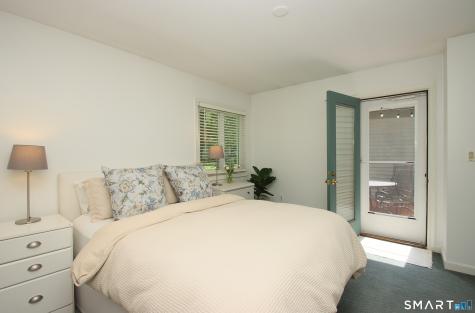 10 Old Village Lane Farmington CT 06085