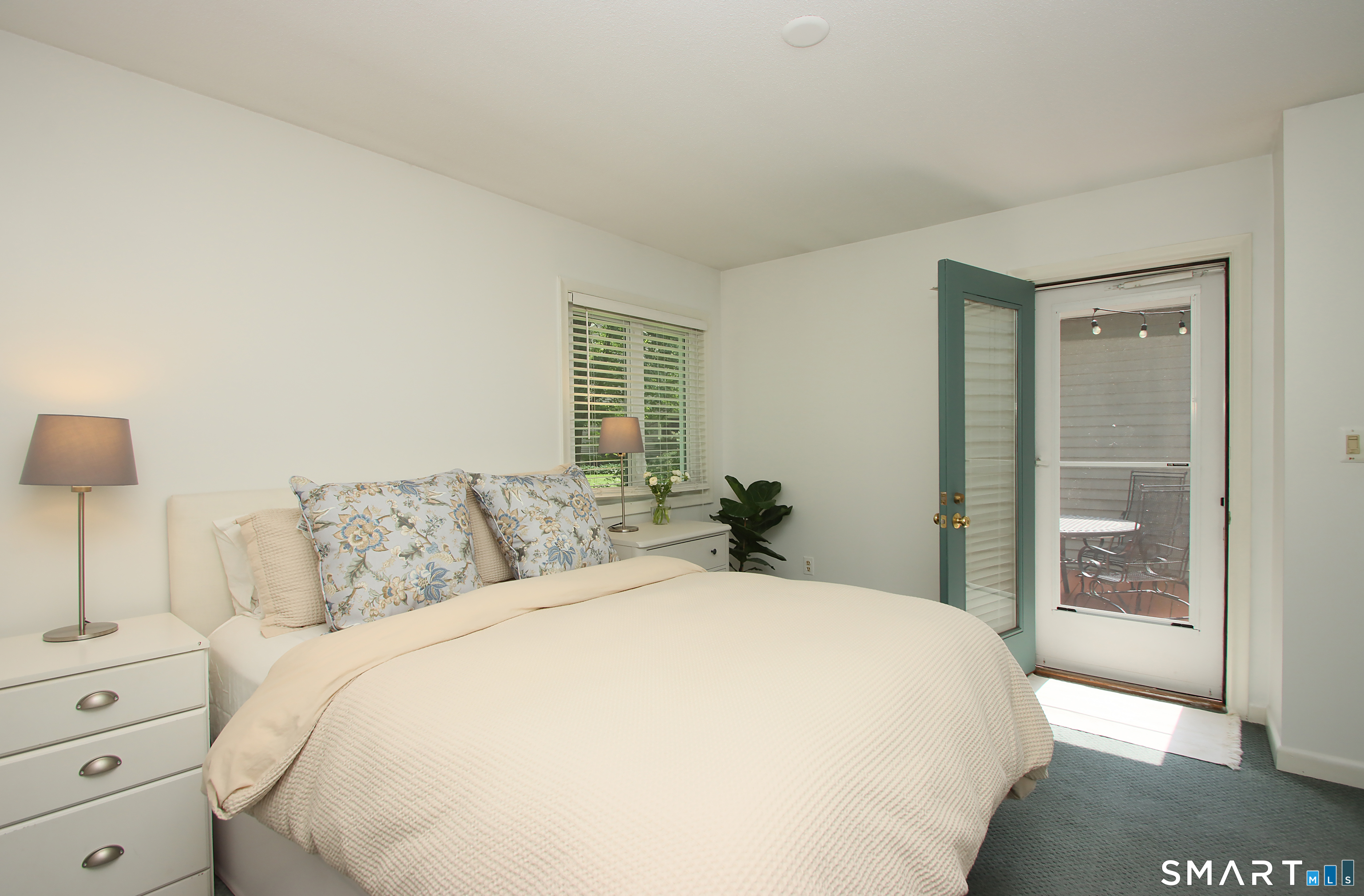10 Old Village Lane Farmington CT 06085