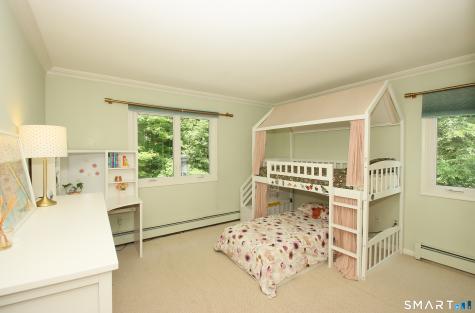 10 Old Village Lane Farmington CT 06085