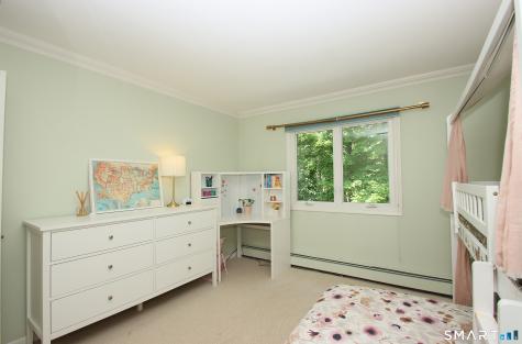 10 Old Village Lane Farmington CT 06085