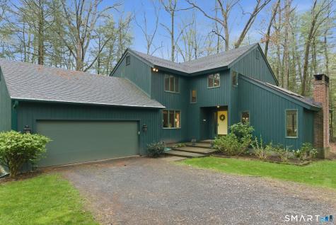 37 Tall Wood Hollow Avon CT 06001