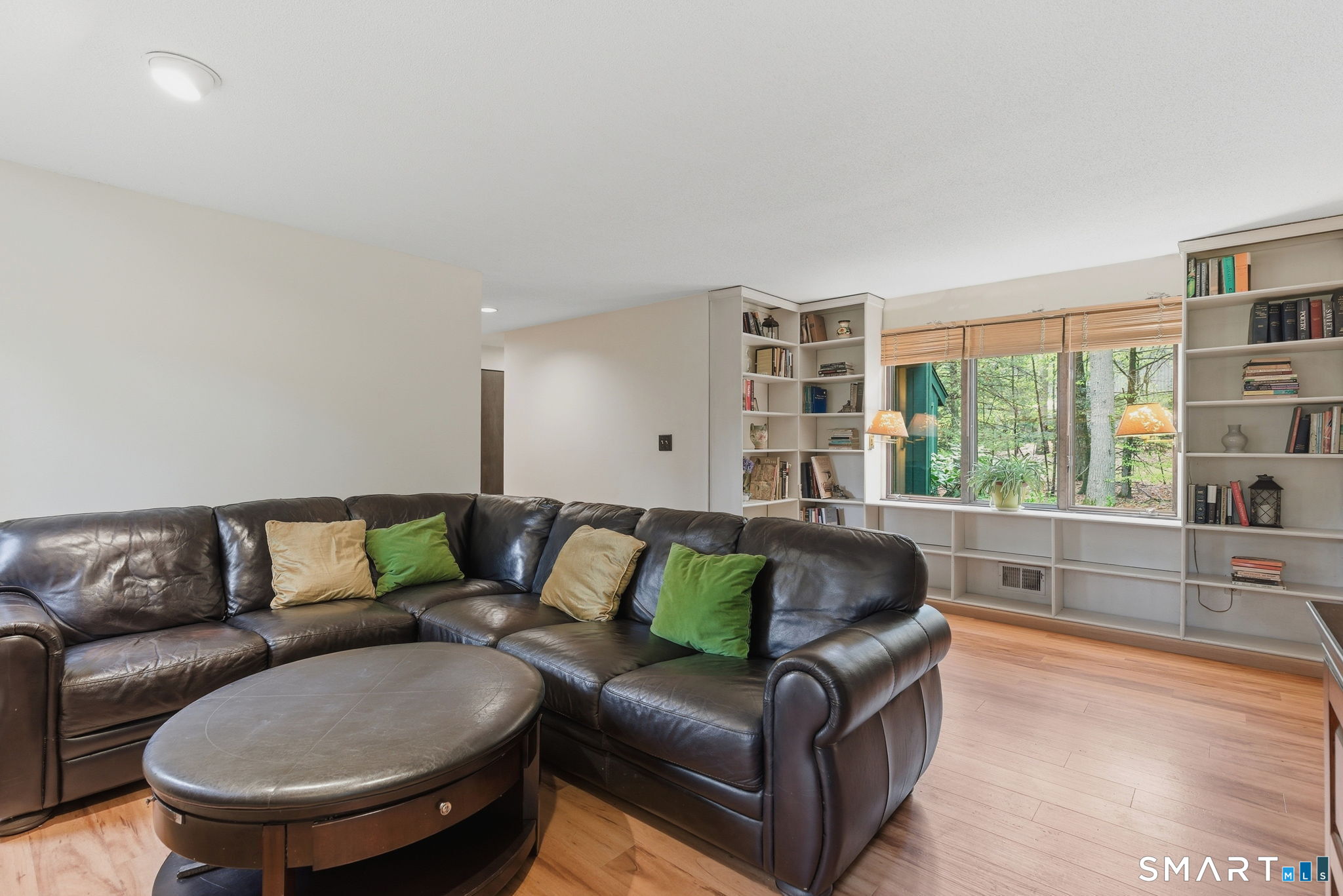 37 Tall Wood Hollow Avon CT 06001