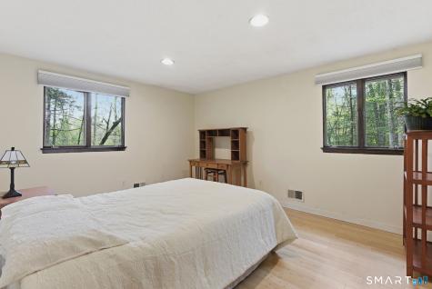37 Tall Wood Hollow Avon CT 06001
