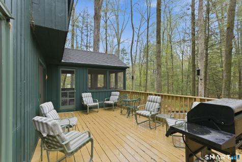 37 Tall Wood Hollow Avon CT 06001