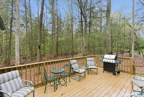 37 Tall Wood Hollow Avon CT 06001