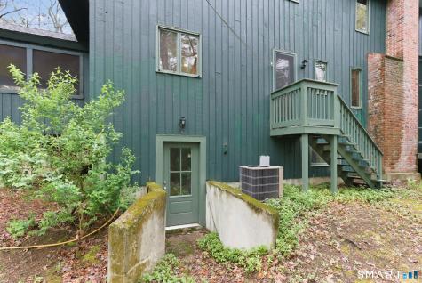 37 Tall Wood Hollow Avon CT 06001