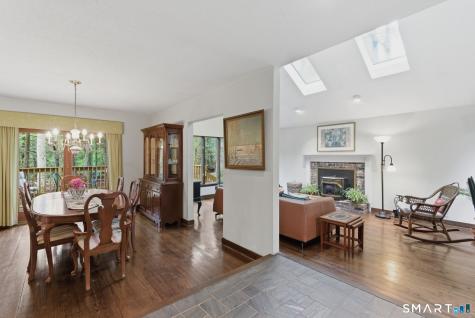 37 Tall Wood Hollow Avon CT 06001