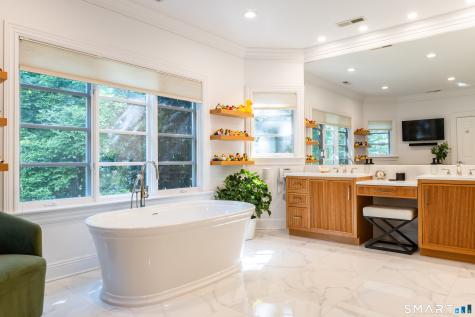 760 Smith Ridge Road New Canaan CT 06840
