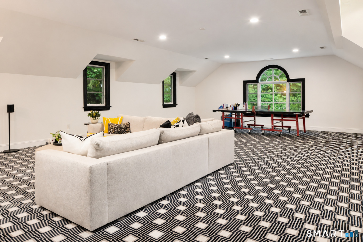 760 Smith Ridge Road New Canaan CT 06840