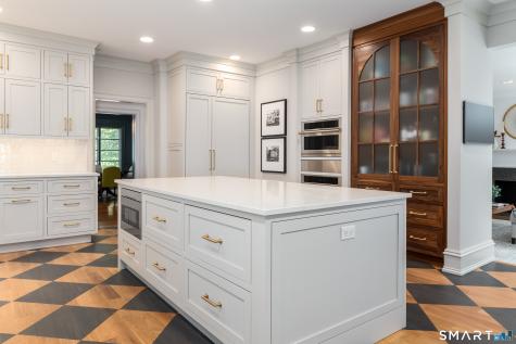 760 Smith Ridge Road New Canaan CT 06840