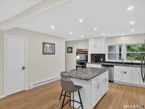 87 Grassy Hill Road Old Lyme CT 06371