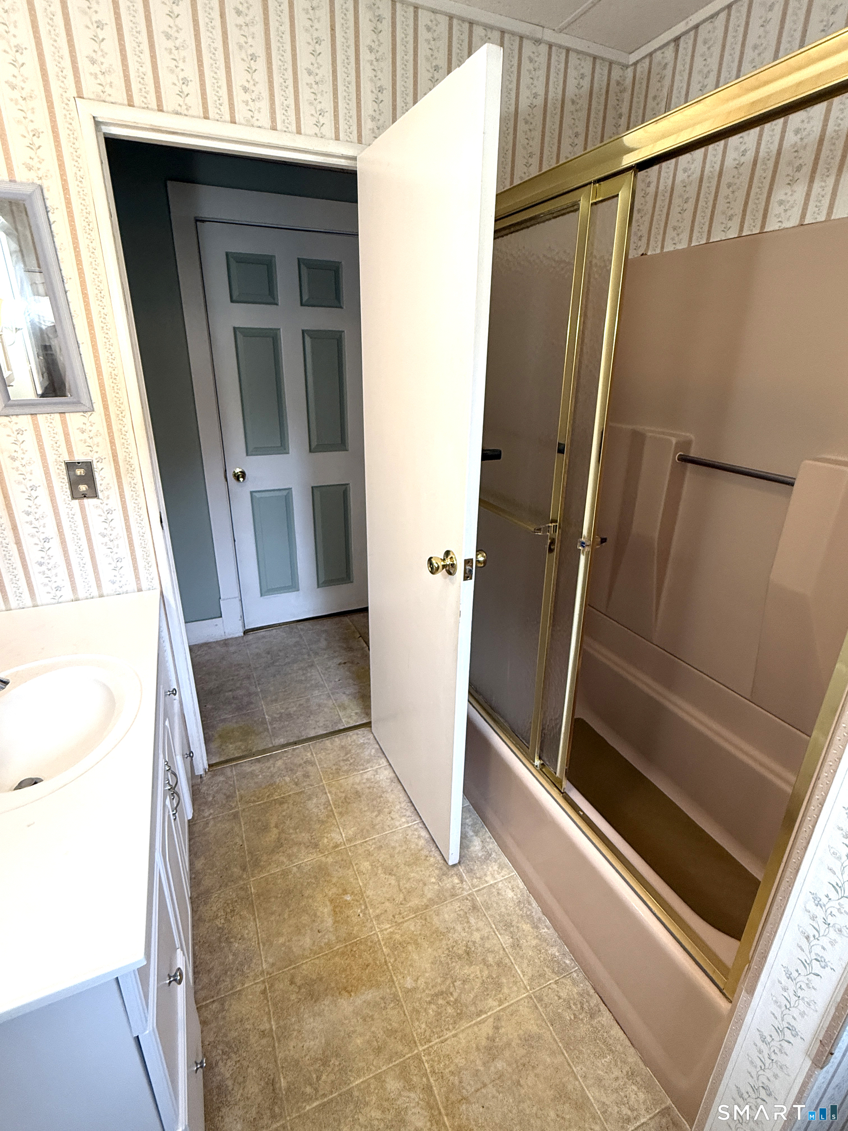 28 Wilder Street Watertown CT 06795
