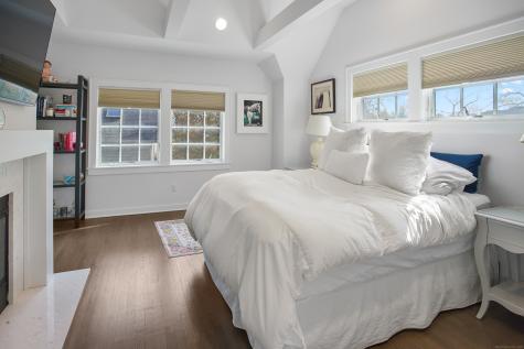 158 Hillspoint Road Westport CT 06880