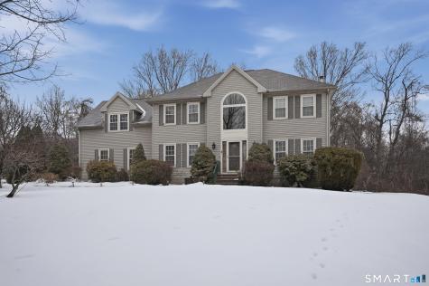 34 Nathan Hale Court Cheshire CT 06410