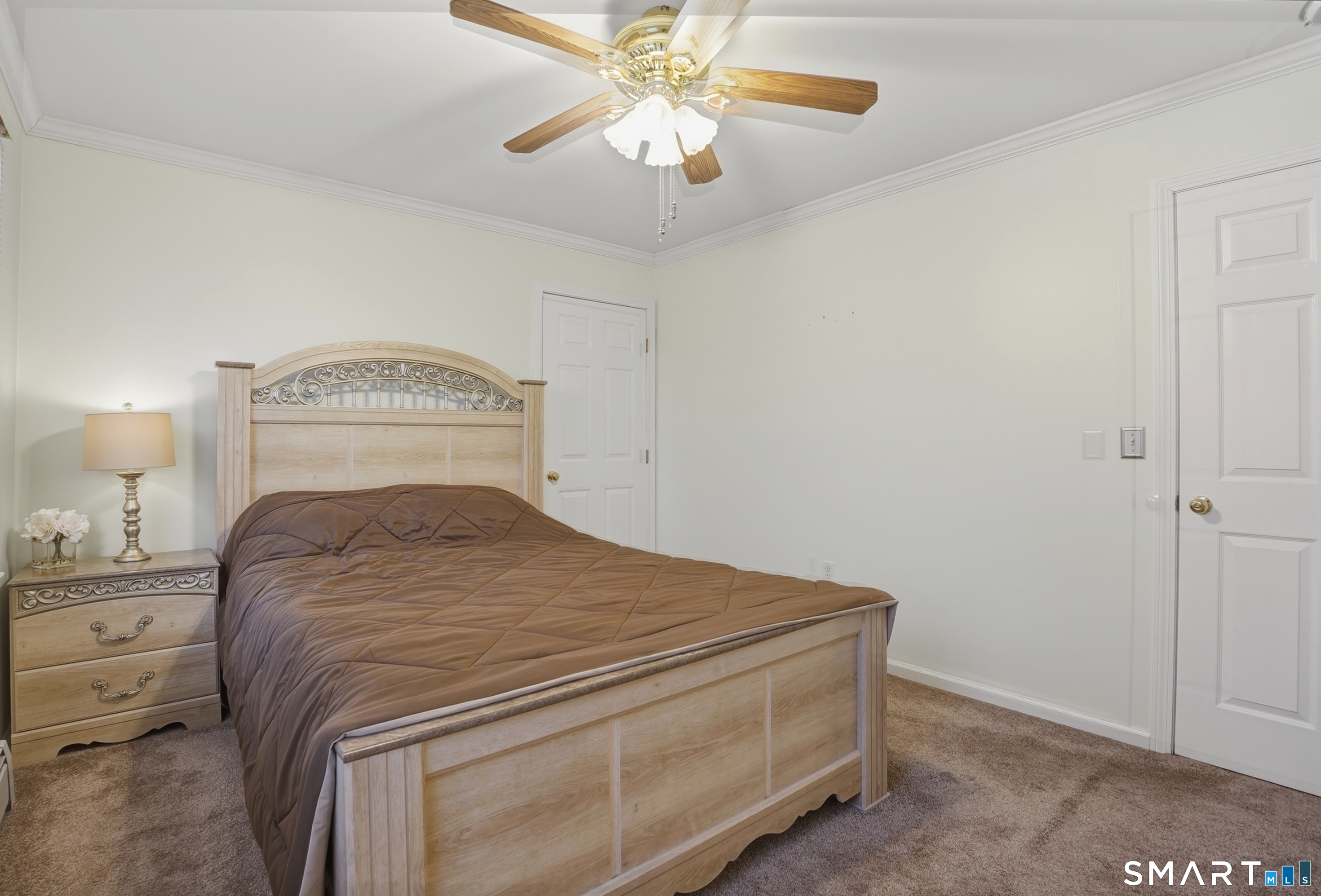 34 Nathan Hale Court Cheshire CT 06410