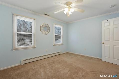 34 Nathan Hale Court Cheshire CT 06410