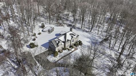 34 Nathan Hale Court Cheshire CT 06410