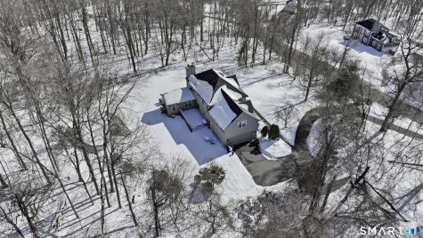 34 Nathan Hale Court Cheshire CT 06410