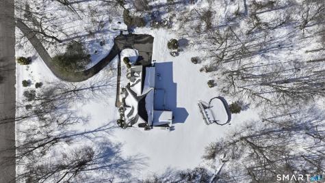 34 Nathan Hale Court Cheshire CT 06410