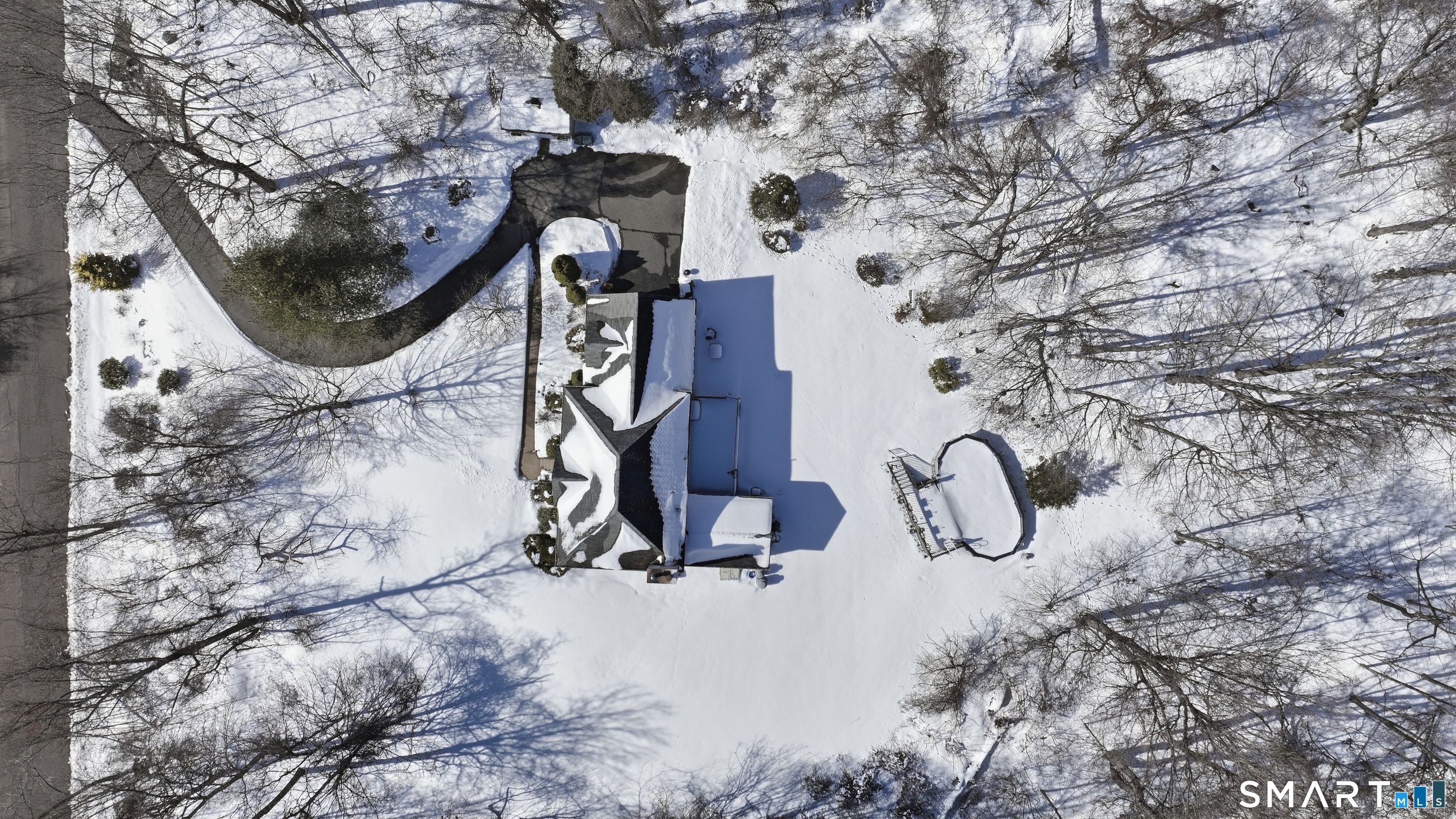 34 Nathan Hale Court Cheshire CT 06410