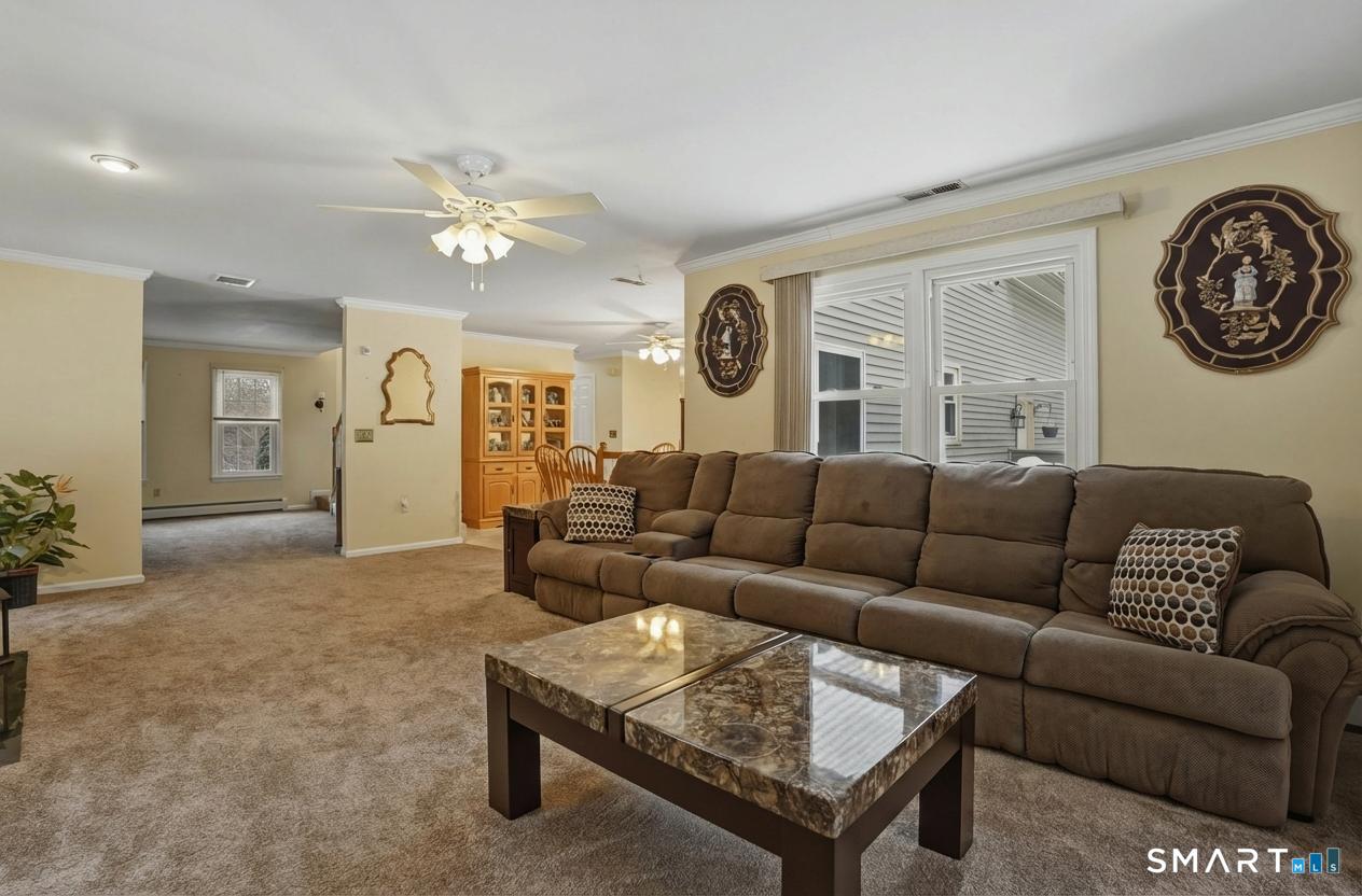 34 Nathan Hale Court Cheshire CT 06410