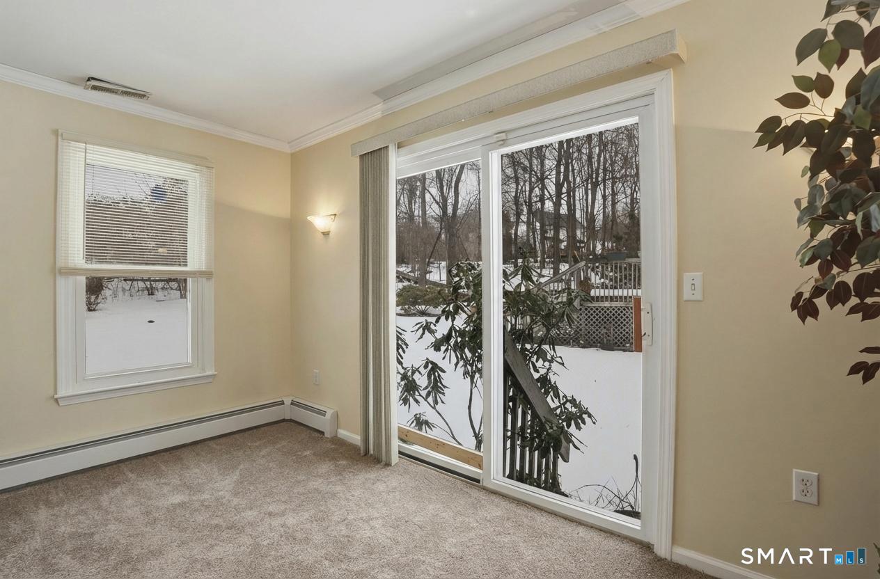 34 Nathan Hale Court Cheshire CT 06410