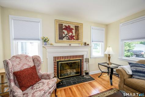 25 Wright Lane Hamden CT 06517