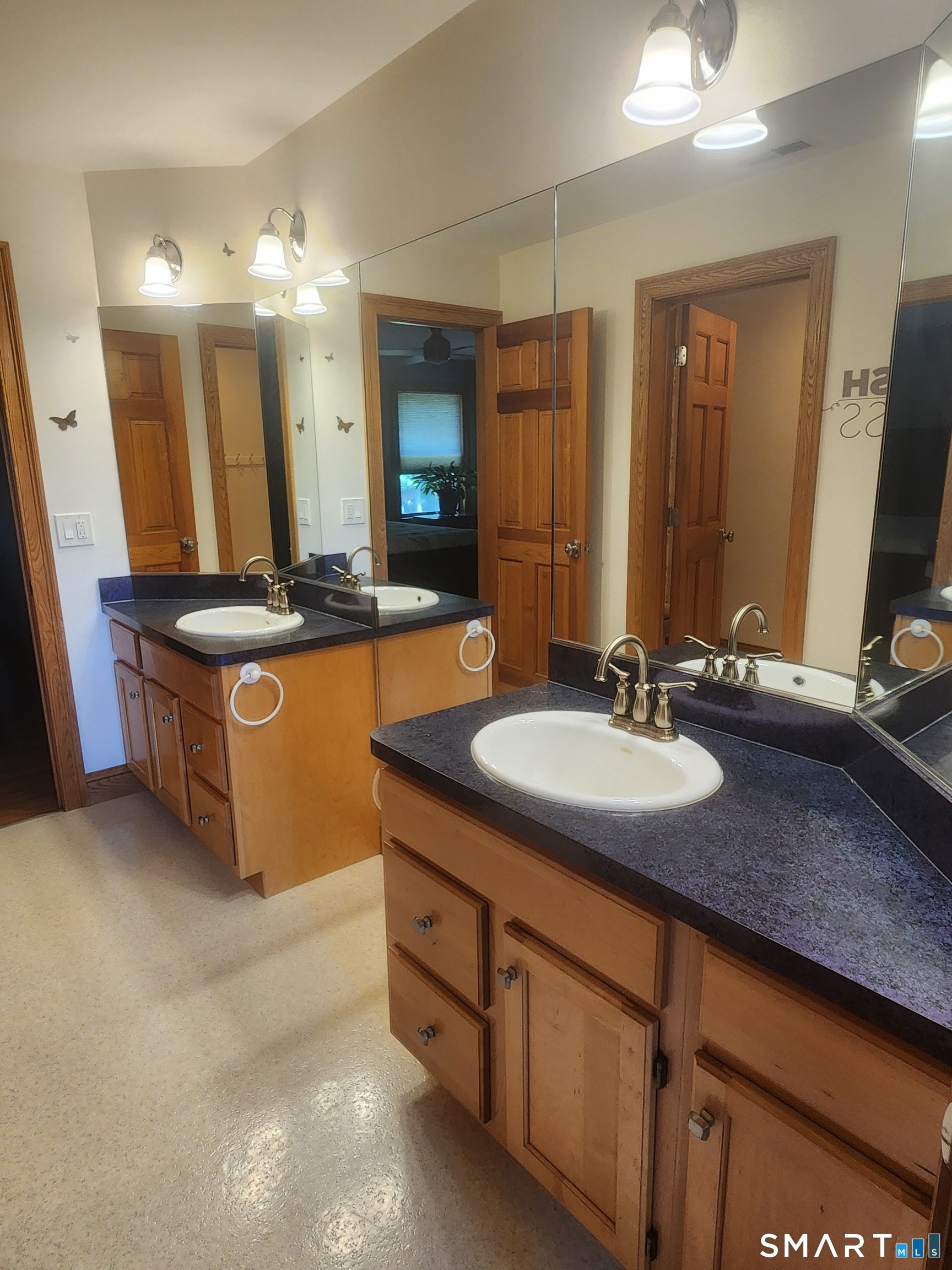 38 Emerald Glen Lane Salem CT 06420