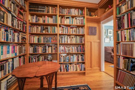 109 Long Meadow Hill Road Brookfield CT 06804