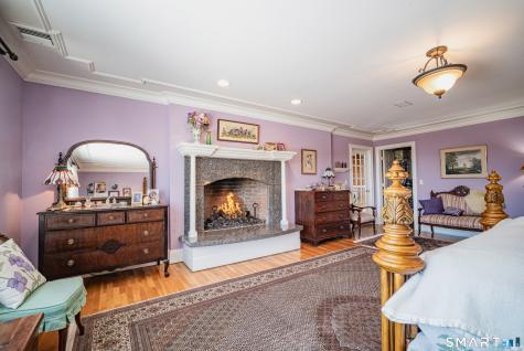 109 Long Meadow Hill Road Brookfield CT 06804