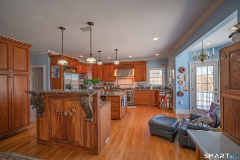109 Long Meadow Hill Road Brookfield CT 06804