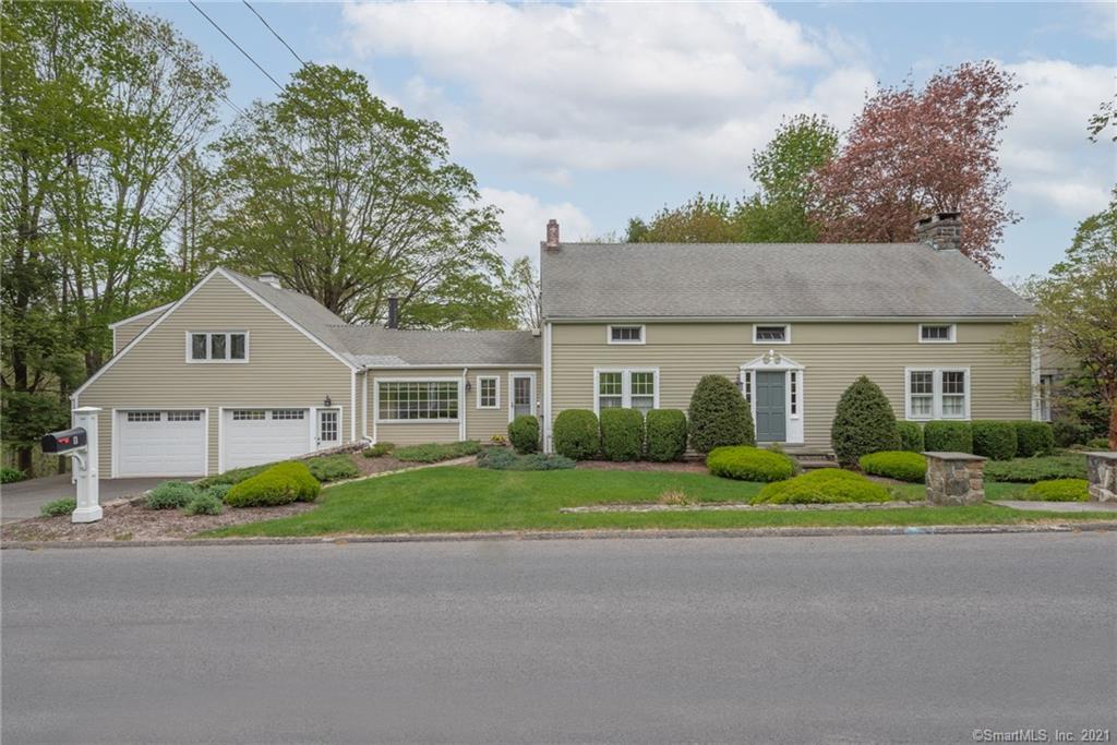 6 Hanover Road Newtown CT 06470