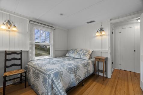 21 West Walk Clinton CT 06413