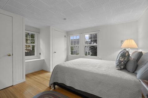 21 West Walk Clinton CT 06413