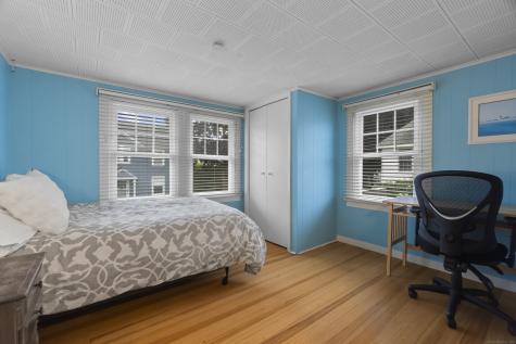 21 West Walk Clinton CT 06413