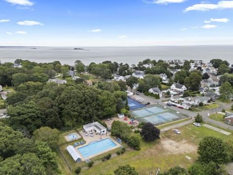 21 West Walk Clinton CT 06413