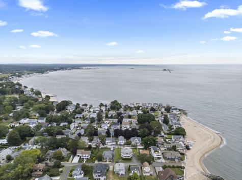 21 West Walk Clinton CT 06413