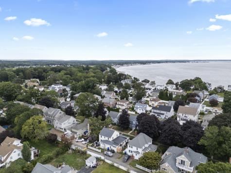 21 West Walk Clinton CT 06413