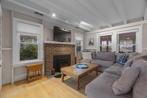 21 West Walk Clinton CT 06413