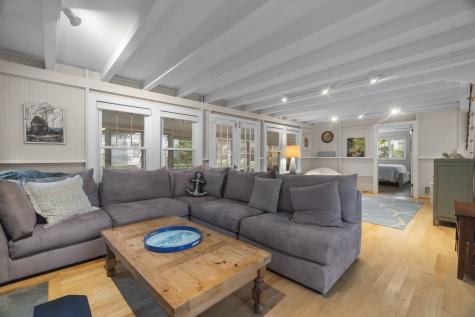 21 West Walk Clinton CT 06413