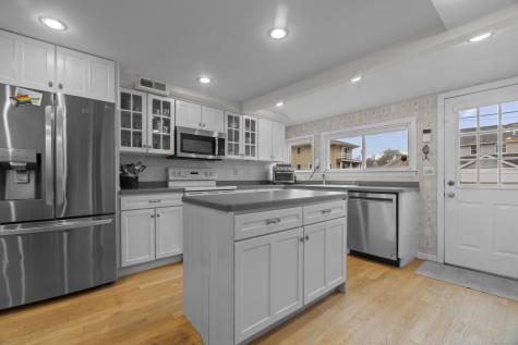 21 West Walk Clinton CT 06413