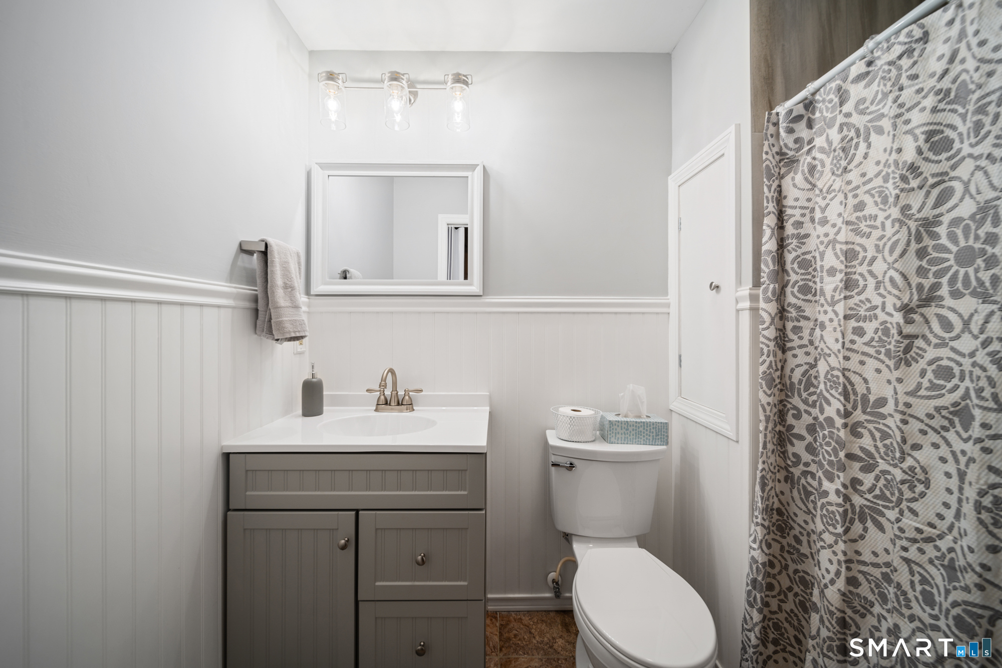 137 Maple Hill Road Naugatuck CT 06770
