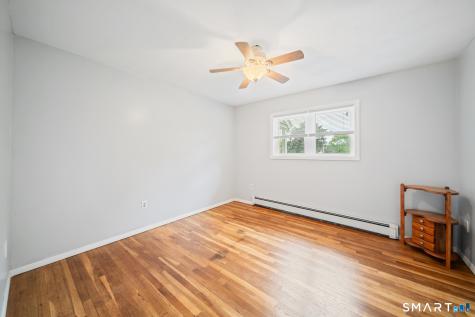 137 Maple Hill Road Naugatuck CT 06770