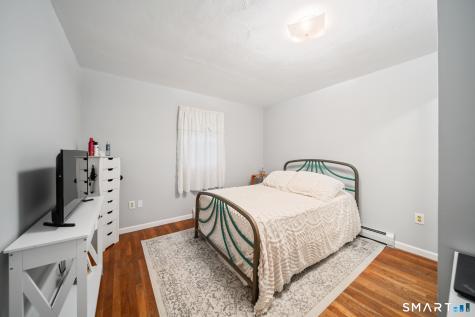 137 Maple Hill Road Naugatuck CT 06770
