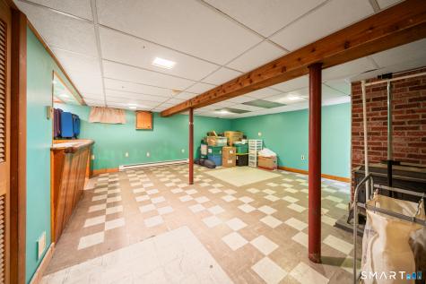 137 Maple Hill Road Naugatuck CT 06770