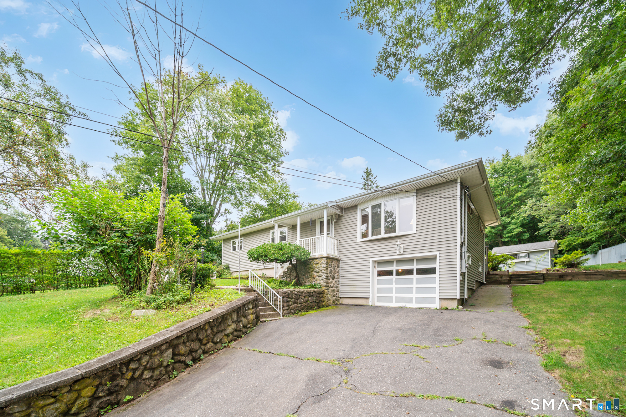 137 Maple Hill Road Naugatuck CT 06770