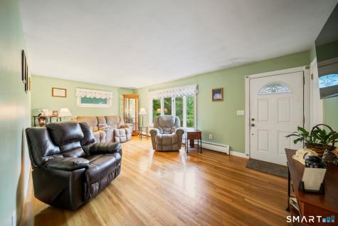 137 Maple Hill Road Naugatuck CT 06770